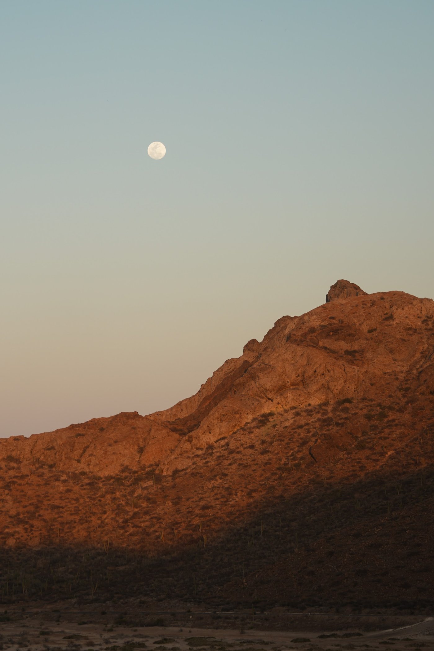 Moonrise over the mountains