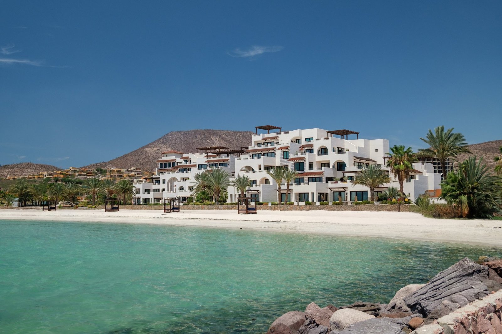 The beach and residences of Playa de La Paz