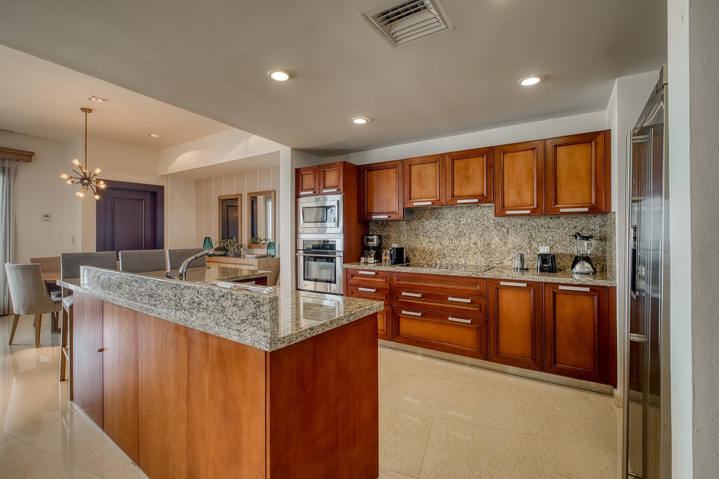 Kitchen with island